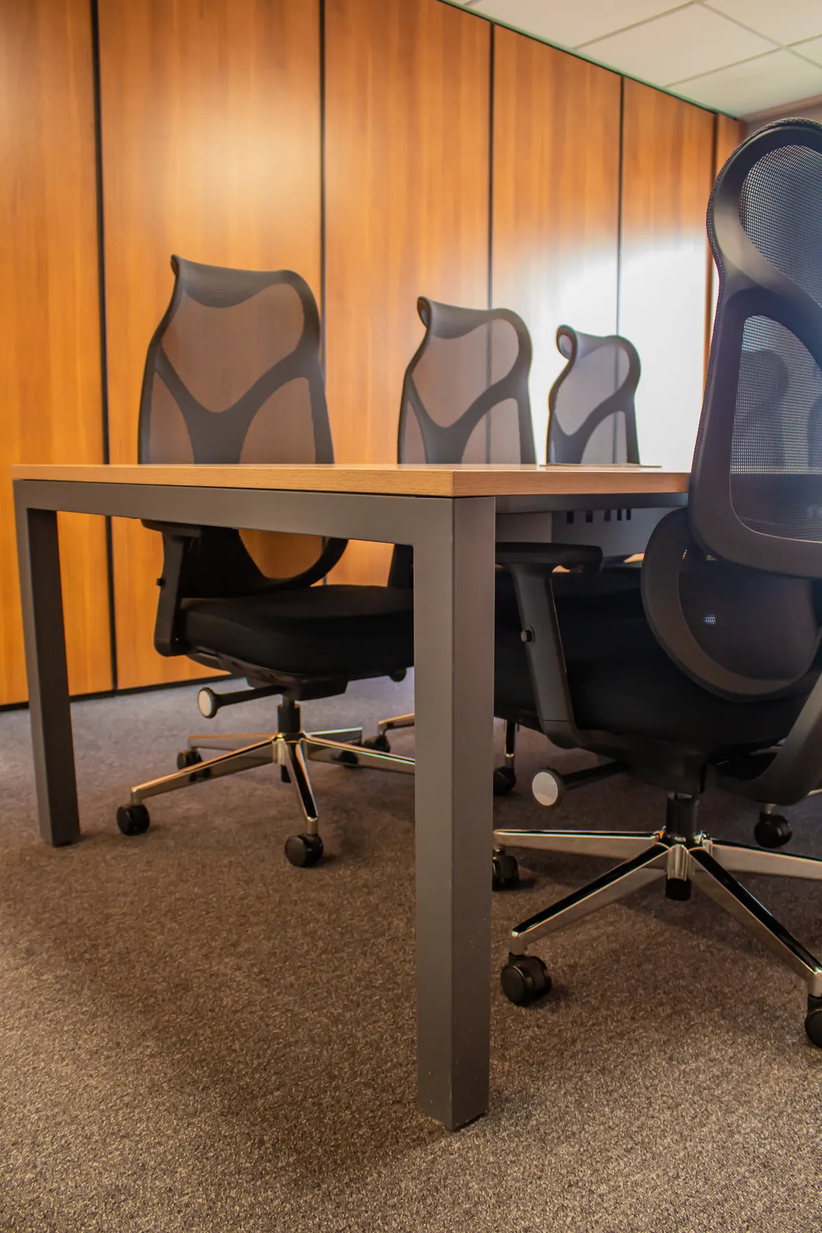 Mesa de Reunião | Pé Trave