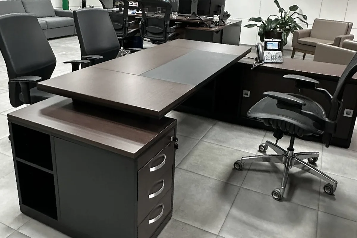 Mesa Diretor | Pé Painel