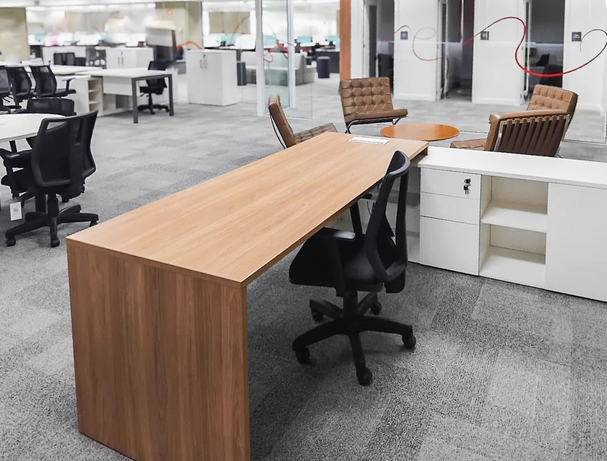 Mesa Diretor | Pé Painel