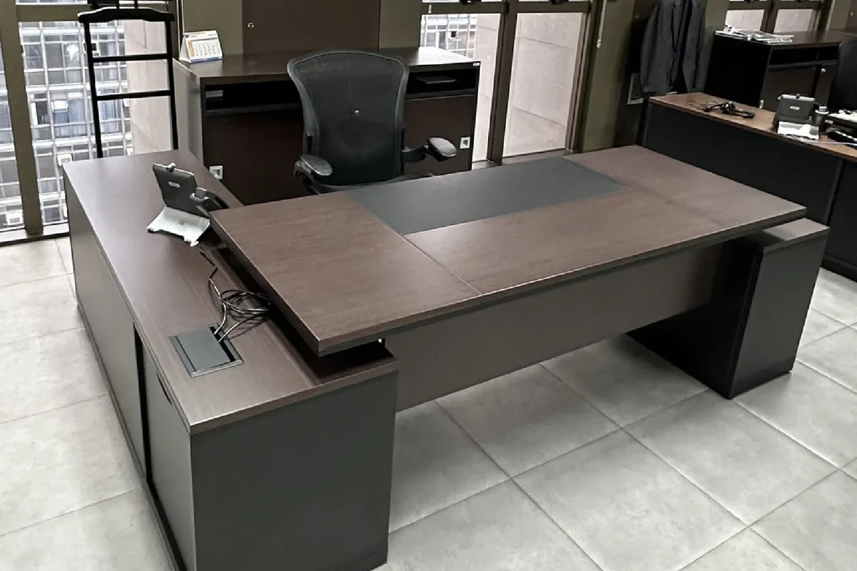 Mesa Diretor | Pé Painel