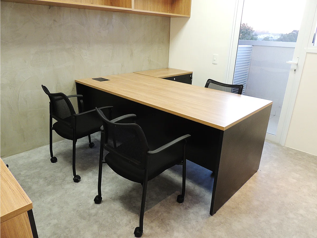 Mesa Diretor | Pé Painel