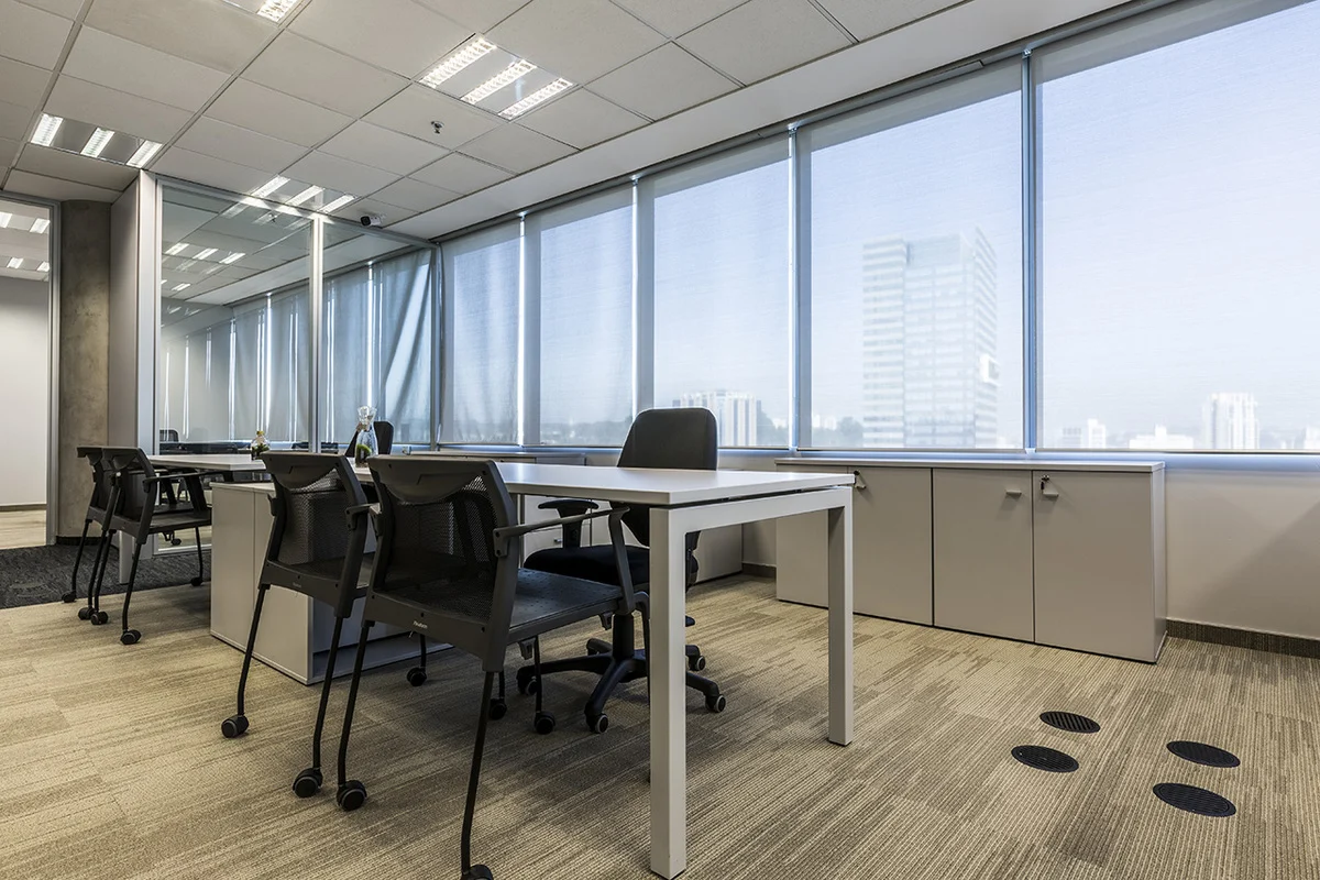 Mesa Diretor | Pé Trave