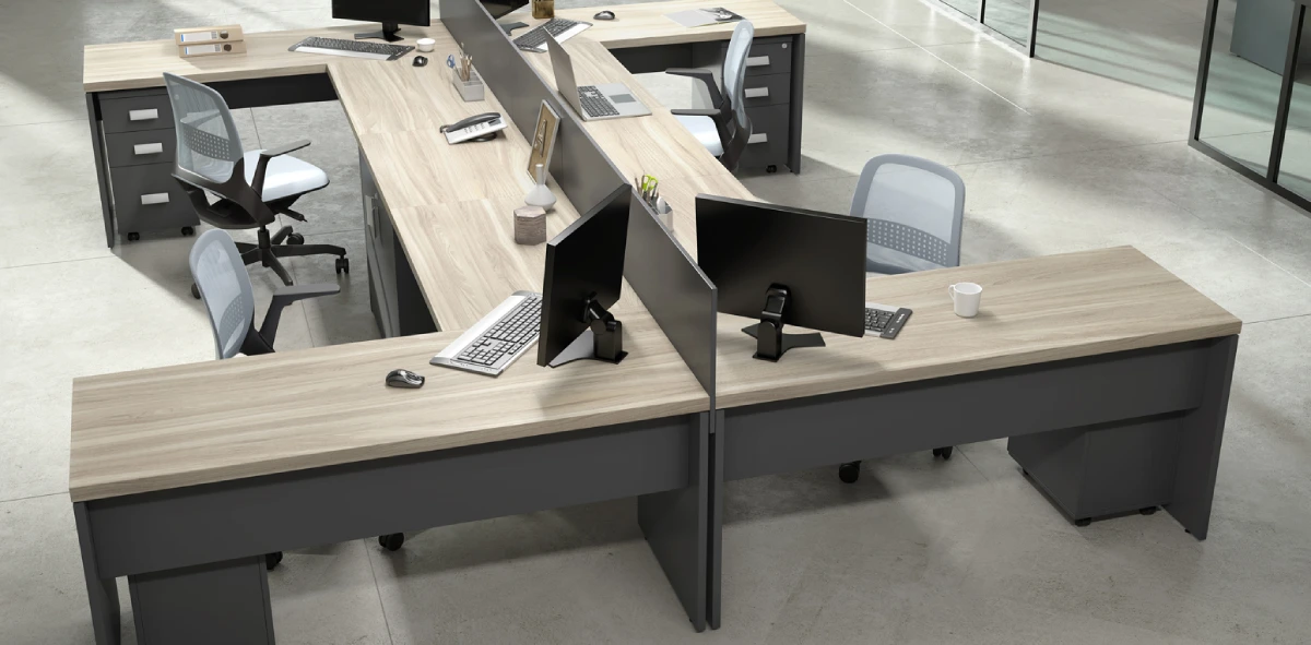 Mesa em L | Pé Painel